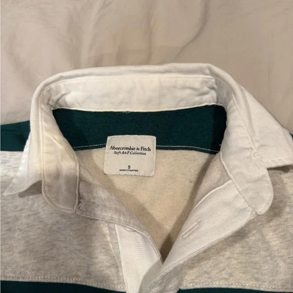 Abercrombie & Fitch Soft Collection Stripped Cropped Sweater - Picture 2 of 4